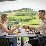 Koenigswieser Hof Hotel *