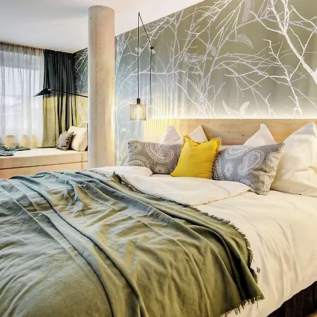 Koenigswieser Hof * Königswiesen